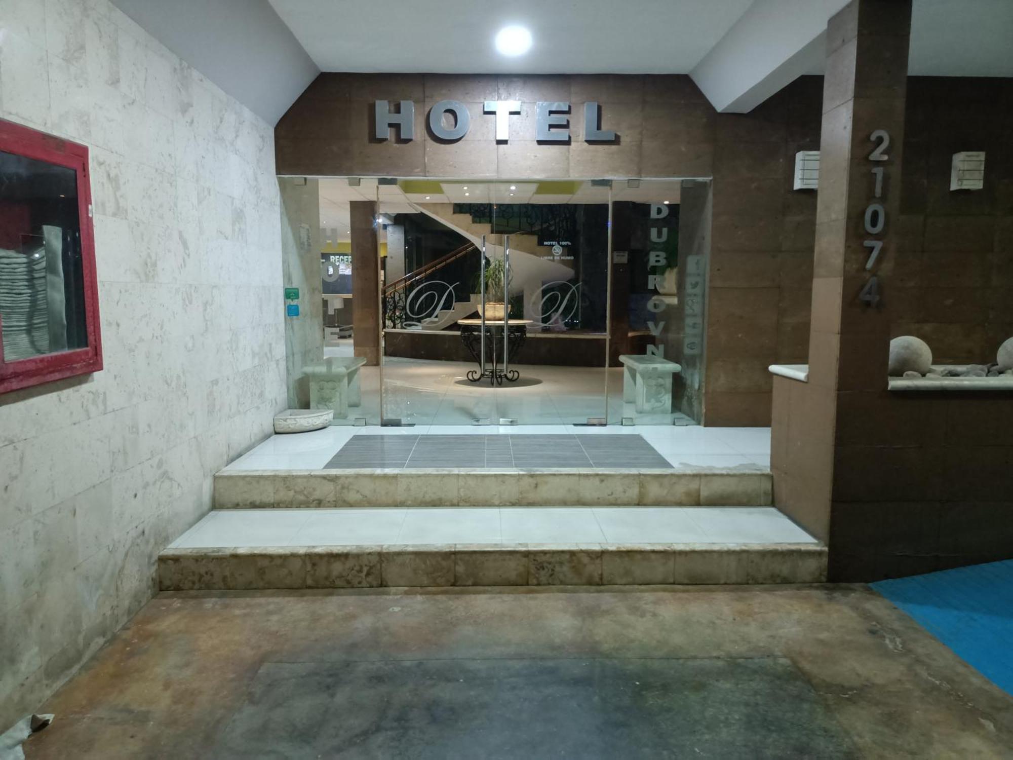 Hotel Dubrovnik เมริดา ภายนอก รูปภาพ